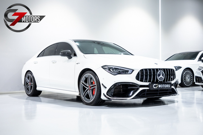 MERCEDES CLA45s