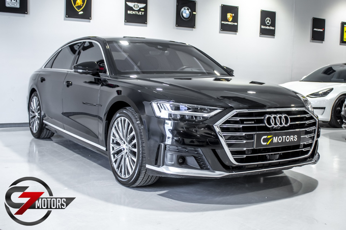 AUDI A8L
