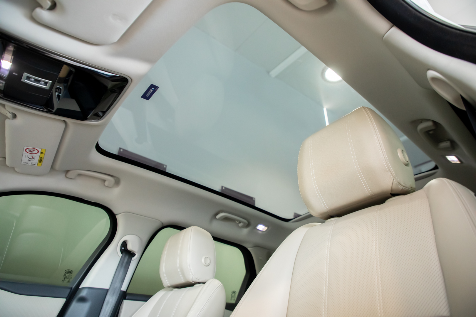 RANGE ROVER VELAR GCC