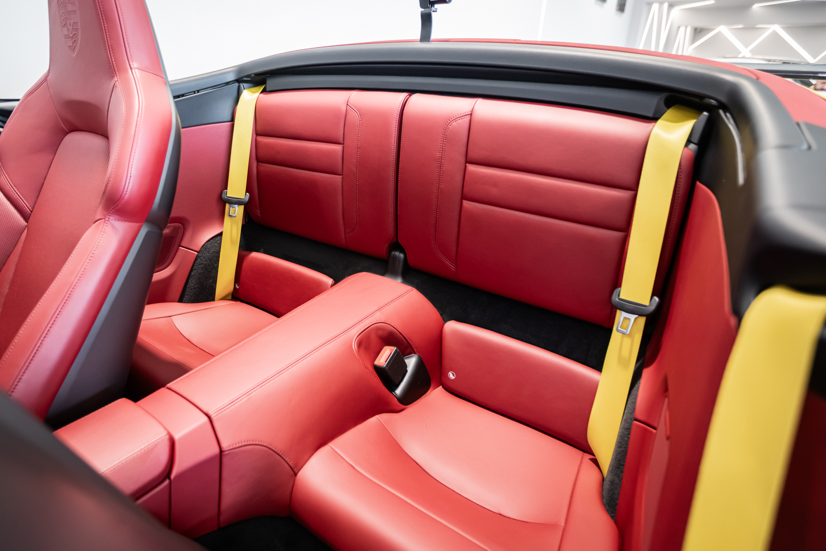 PORSCHE 911 CARRERA 4S Cabriolet