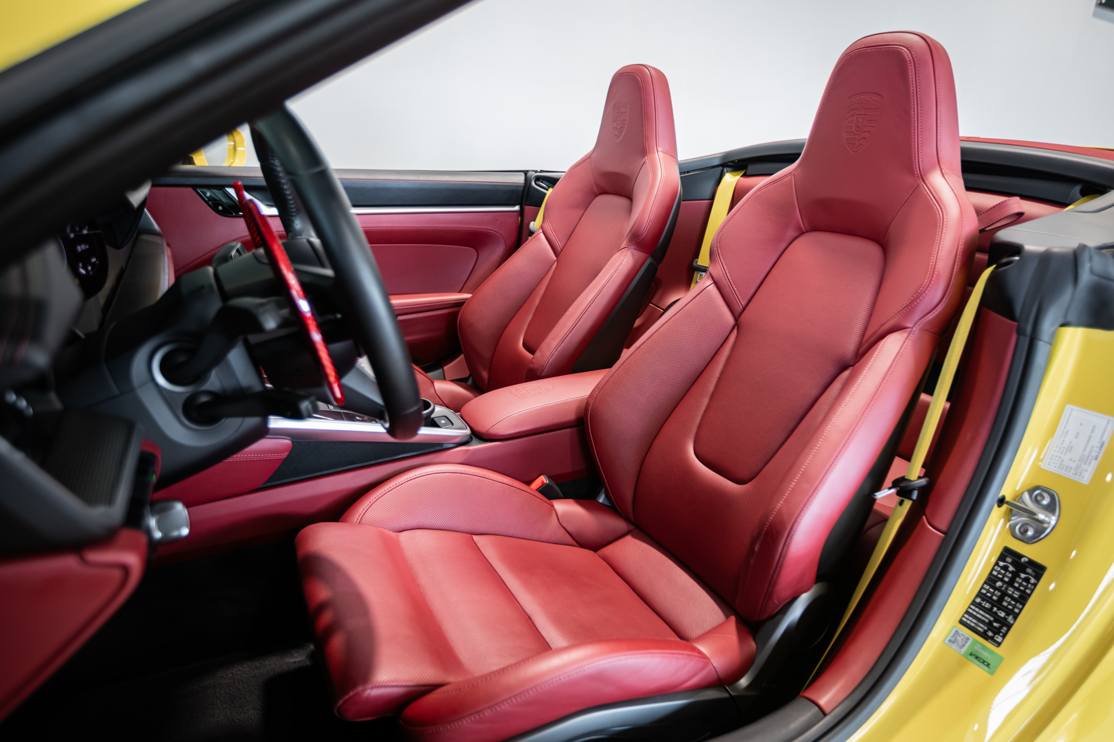 PORSCHE 911 CARRERA 4S Cabriolet