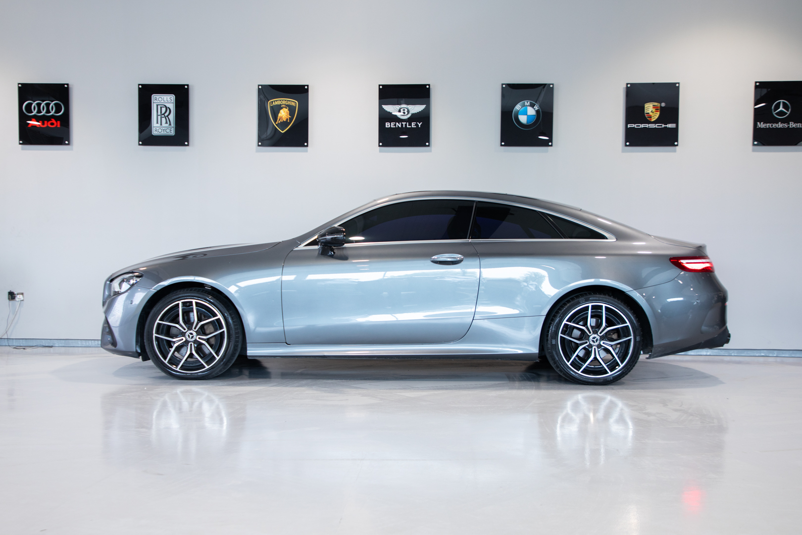 MERCEDES E220d