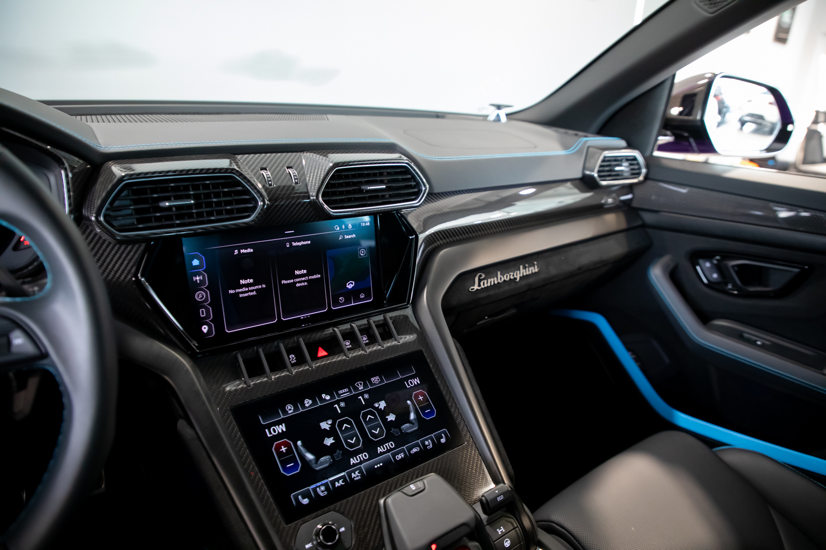 LAMBORGHINI URUS  PERFORMANTE