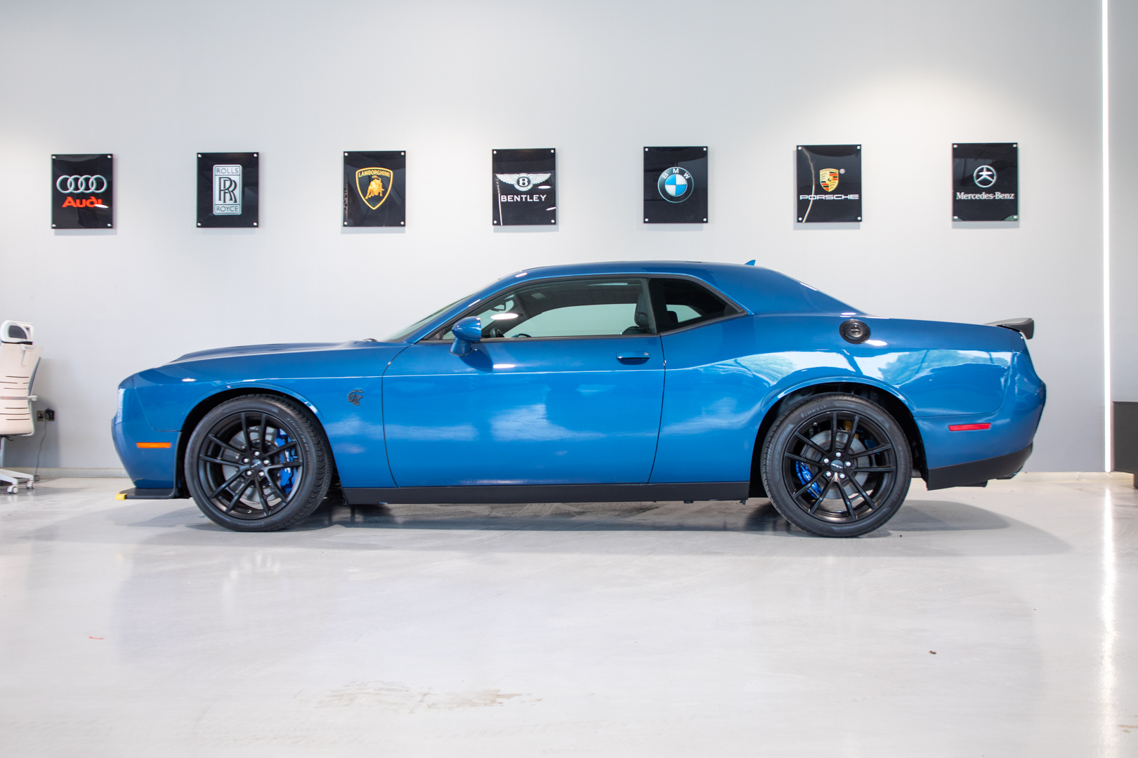 DODGE CHALLENGER HELLCAT