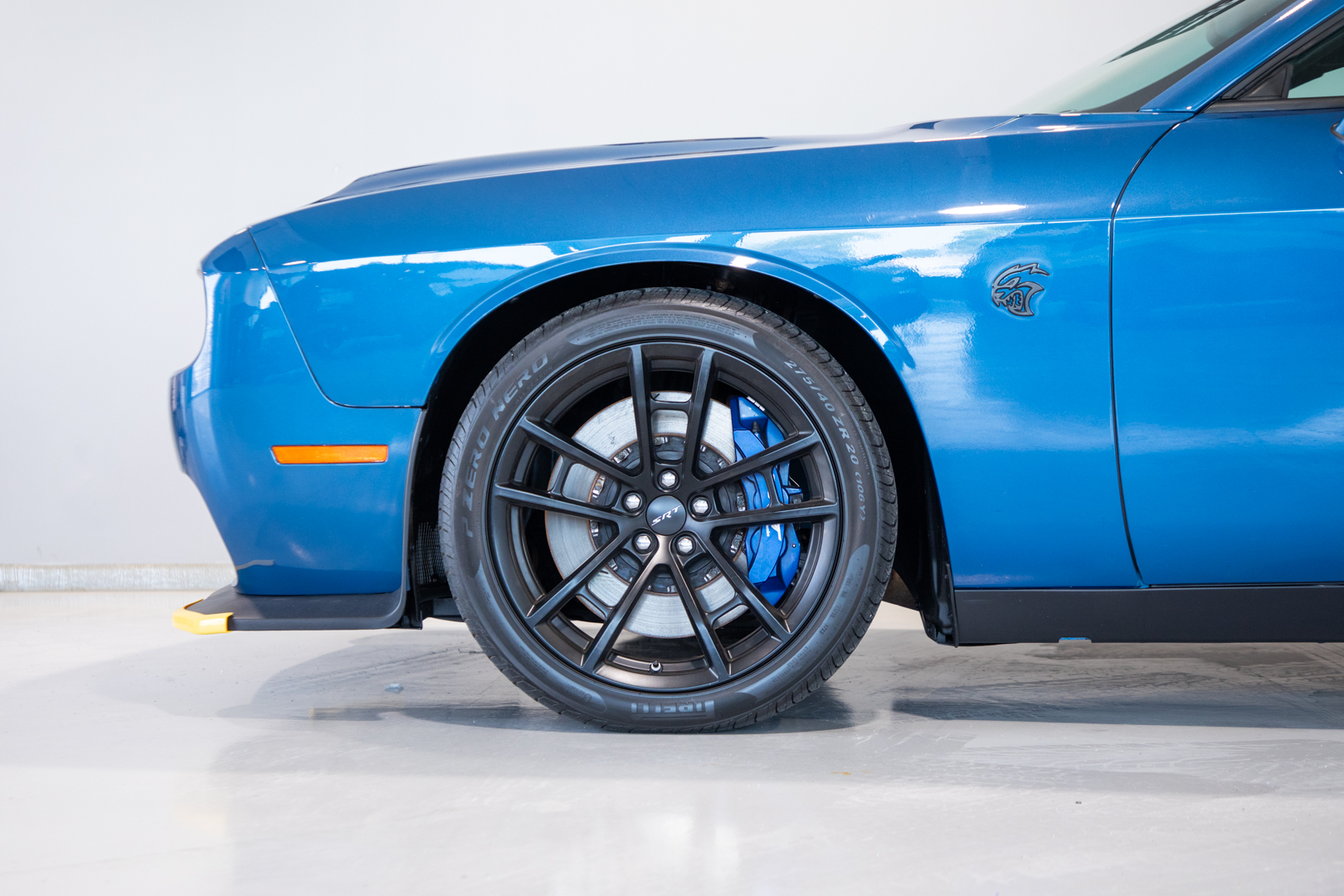 DODGE CHALLENGER HELLCAT