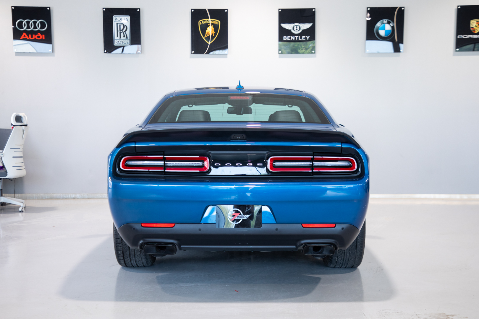 DODGE CHALLENGER HELLCAT
