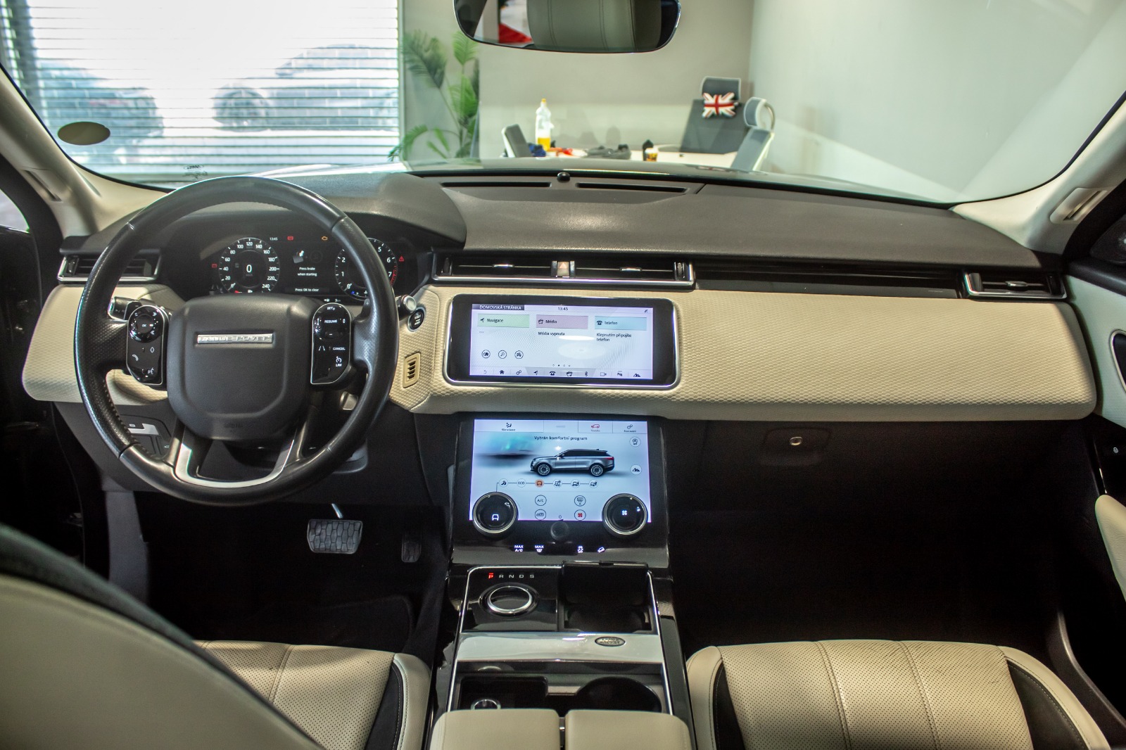 Range Rover VELAR P250 S