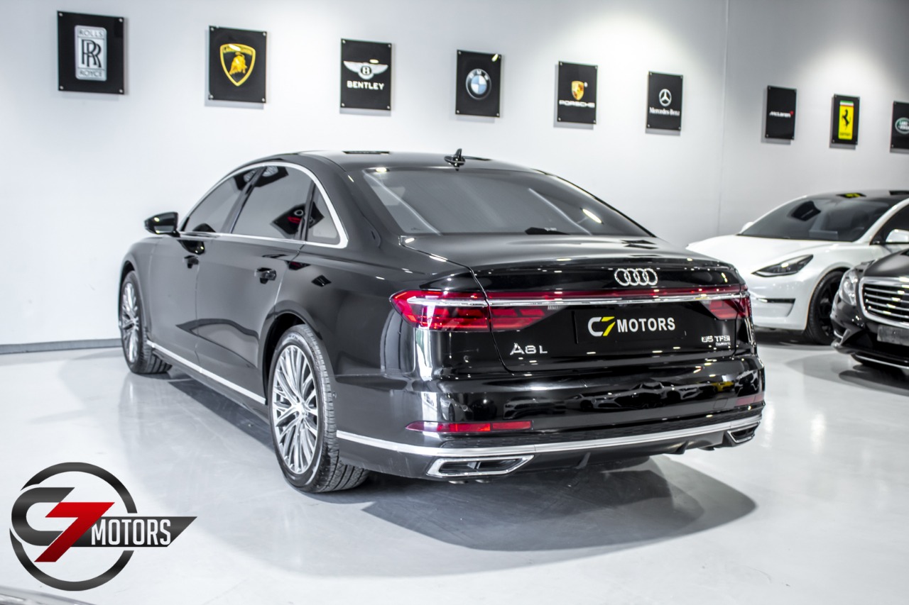 AUDI A8L