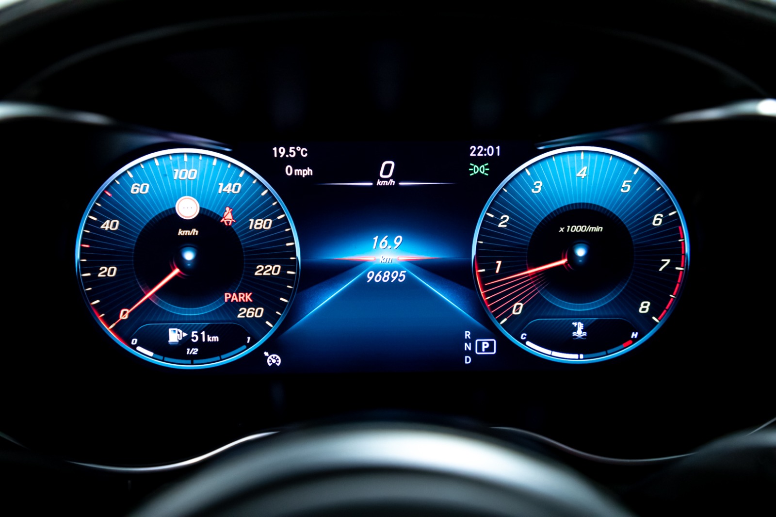 MERCEDES C200