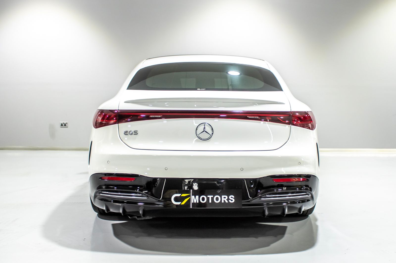 MERCEDES EQS