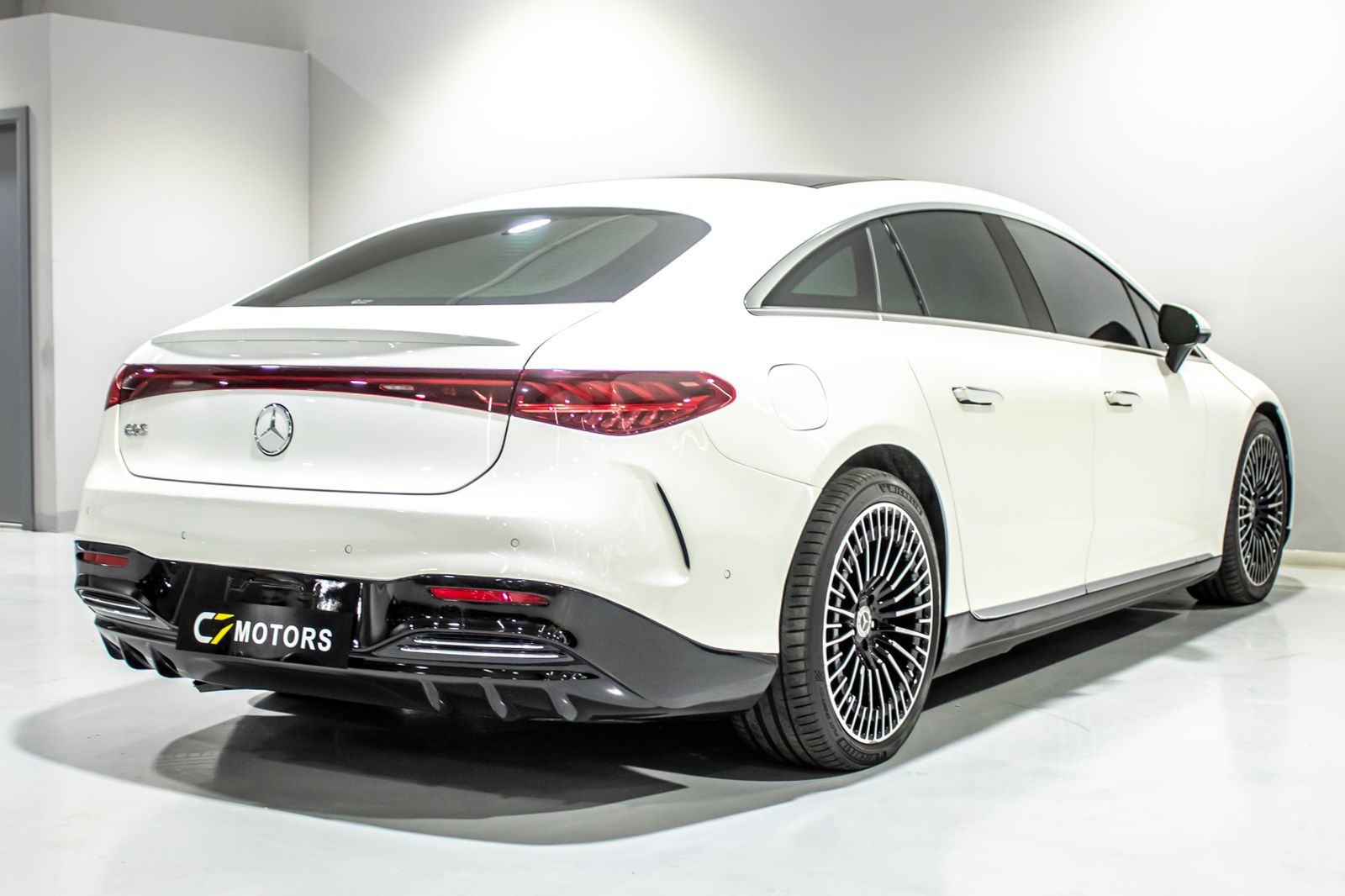 MERCEDES EQS