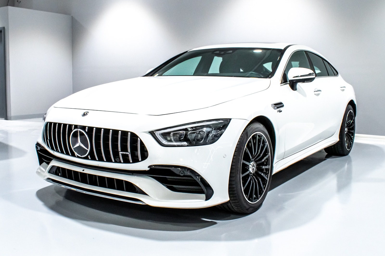 MERCEDES GT43 AMG