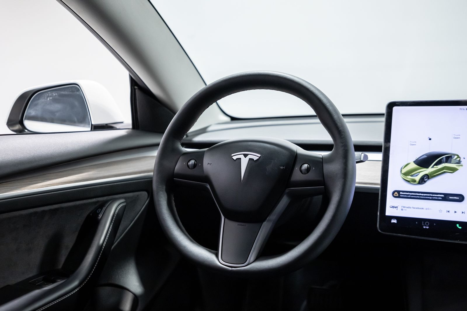 TESLA MODEL 3 LONG RANGE