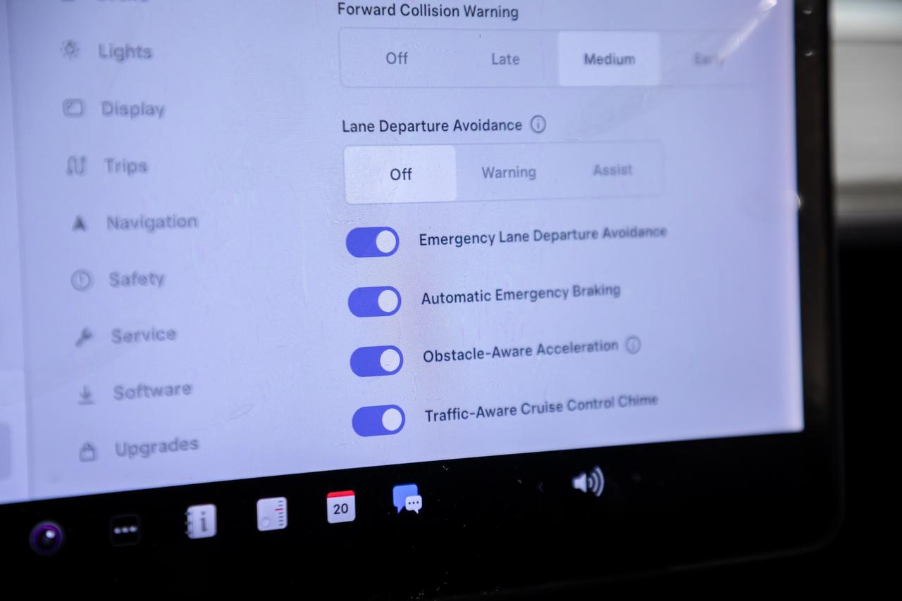 TESLA MODEL 3 LONG RANGE