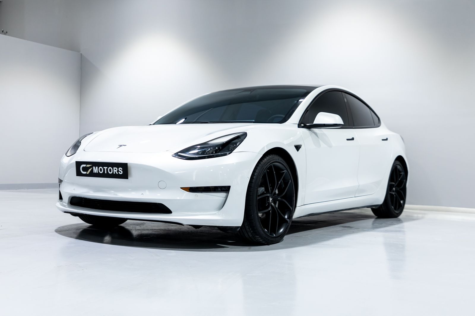 TESLA MODEL 3 LONG RANGE