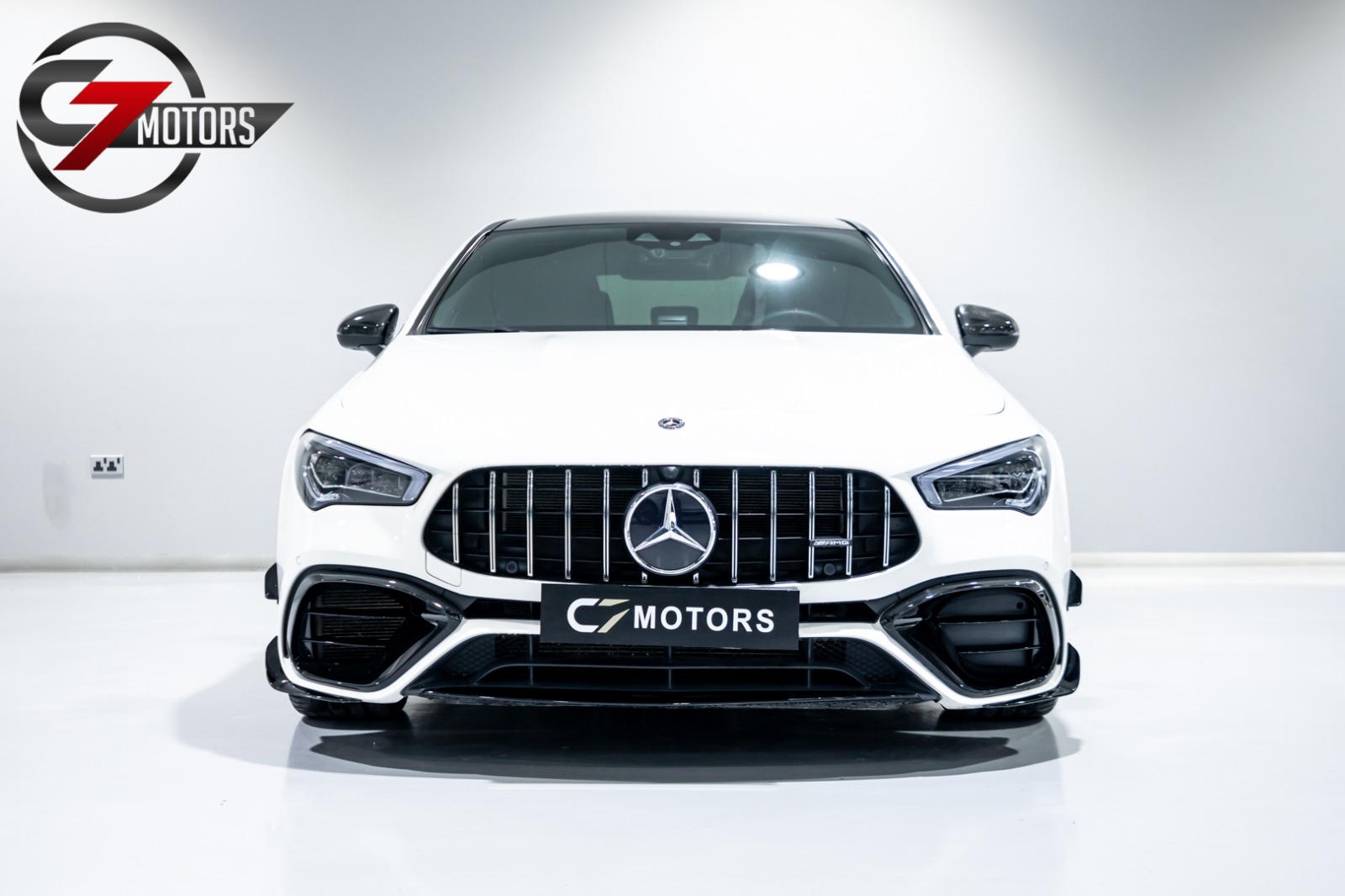 MERCEDES CLA45s
