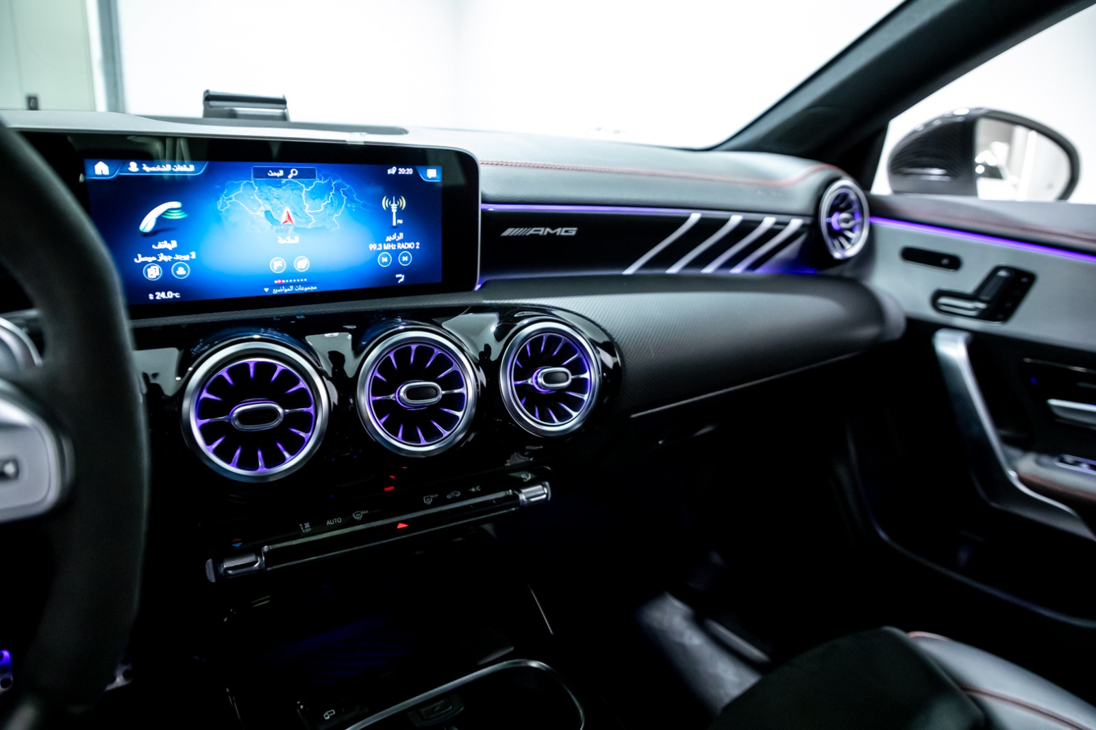 MERCEDES CLA45s