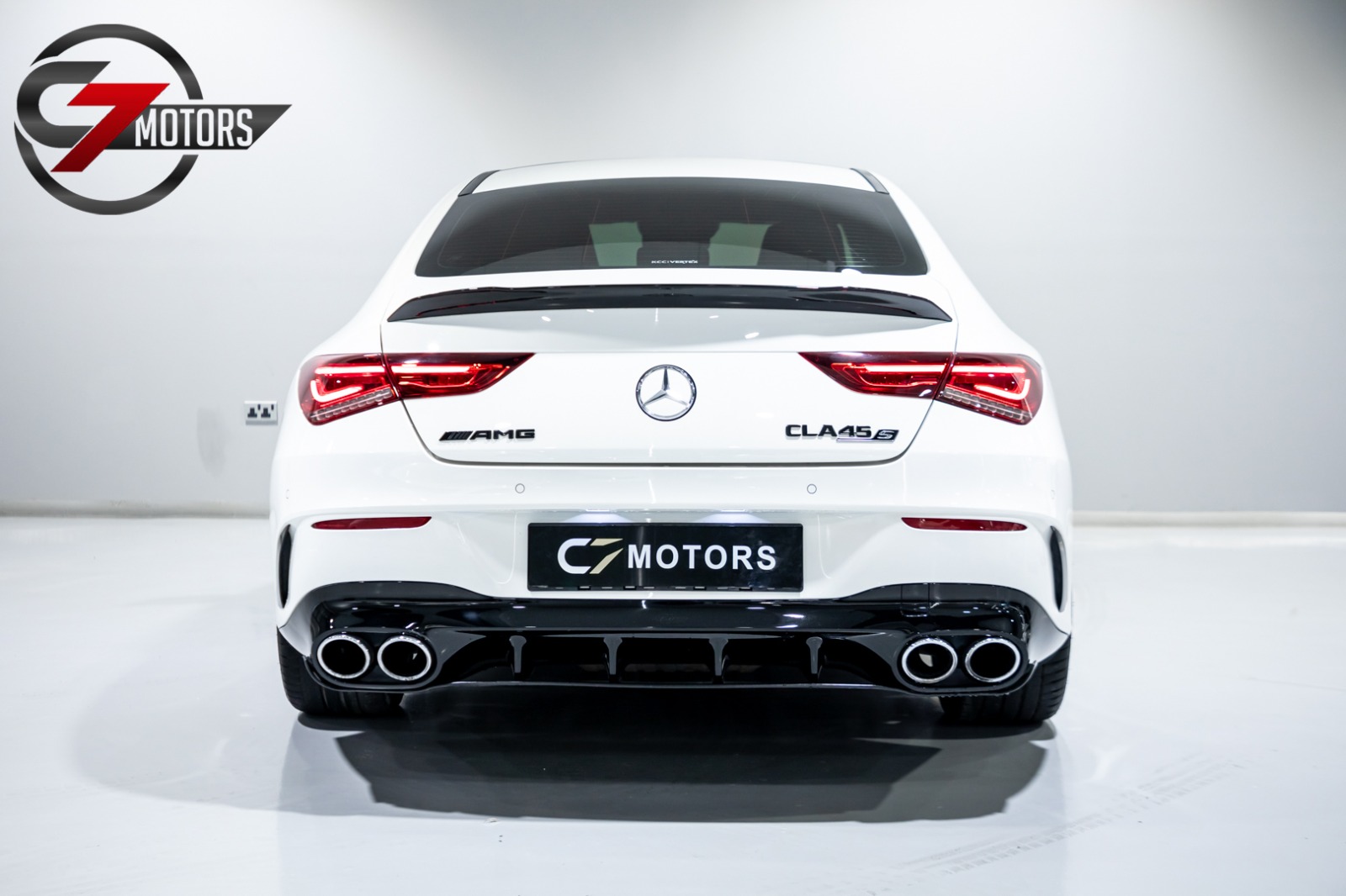 MERCEDES CLA45s